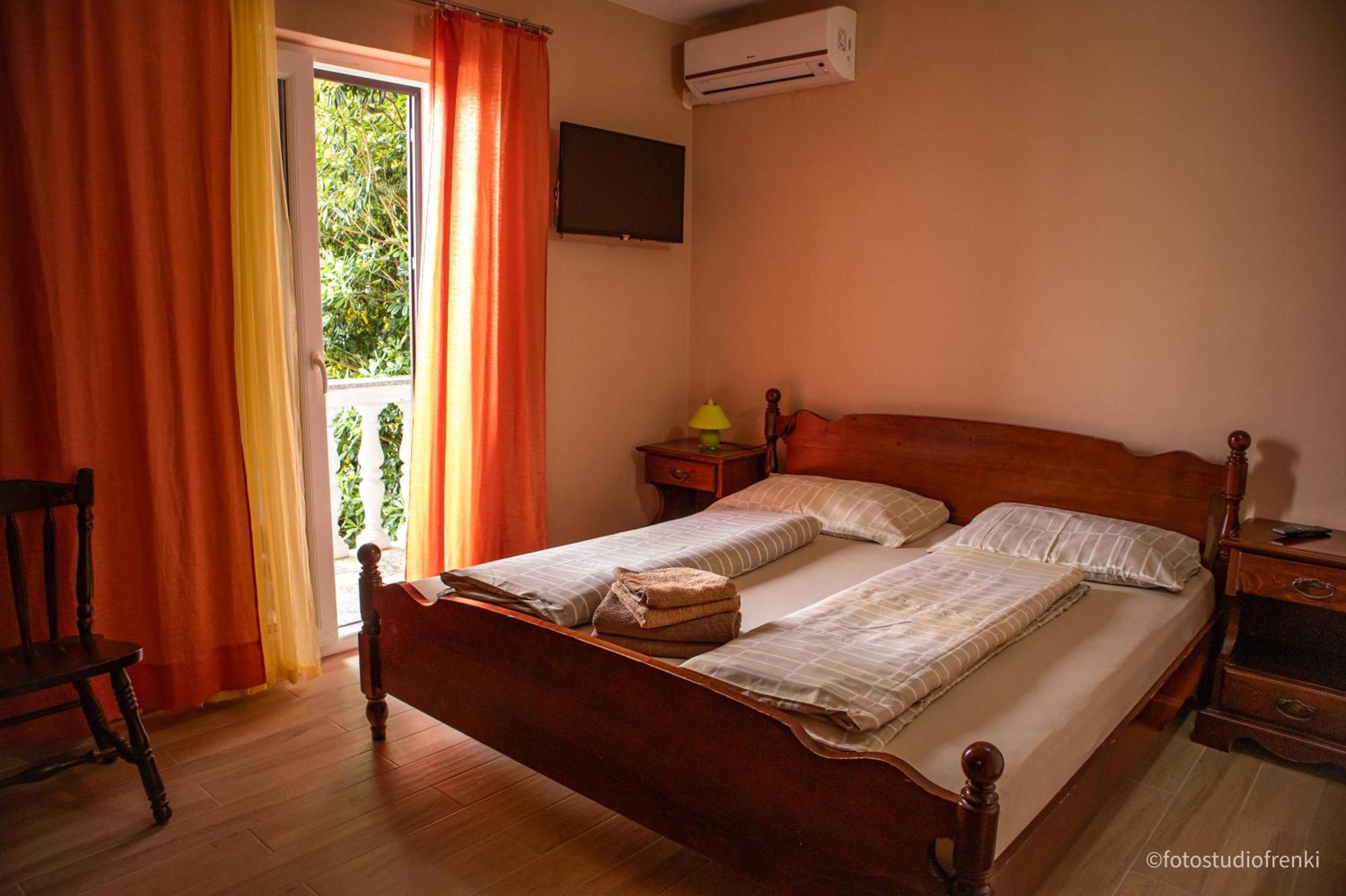 Guesthouse Marija Lopar Ngoại thất bức ảnh