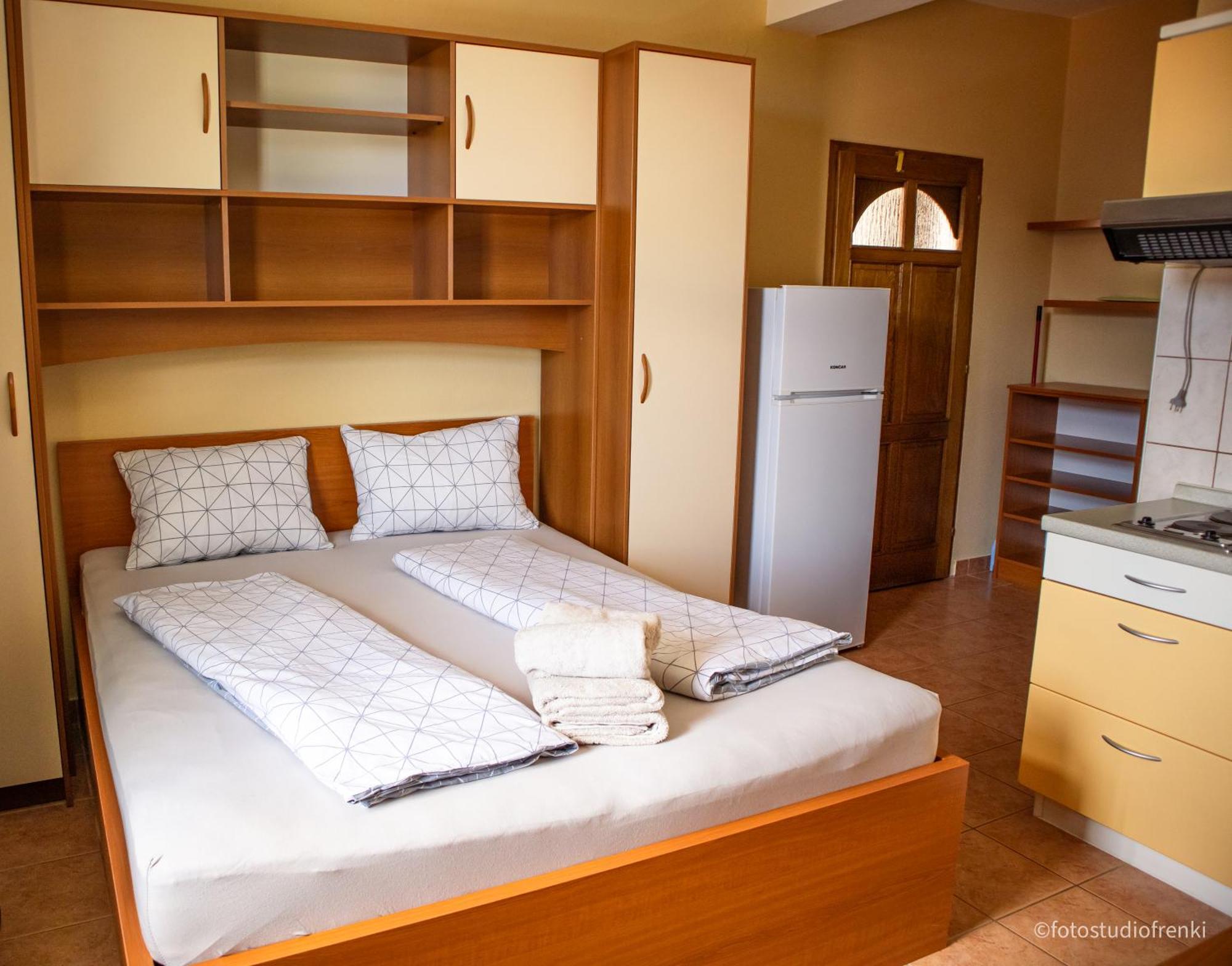 Guesthouse Marija Lopar Ngoại thất bức ảnh